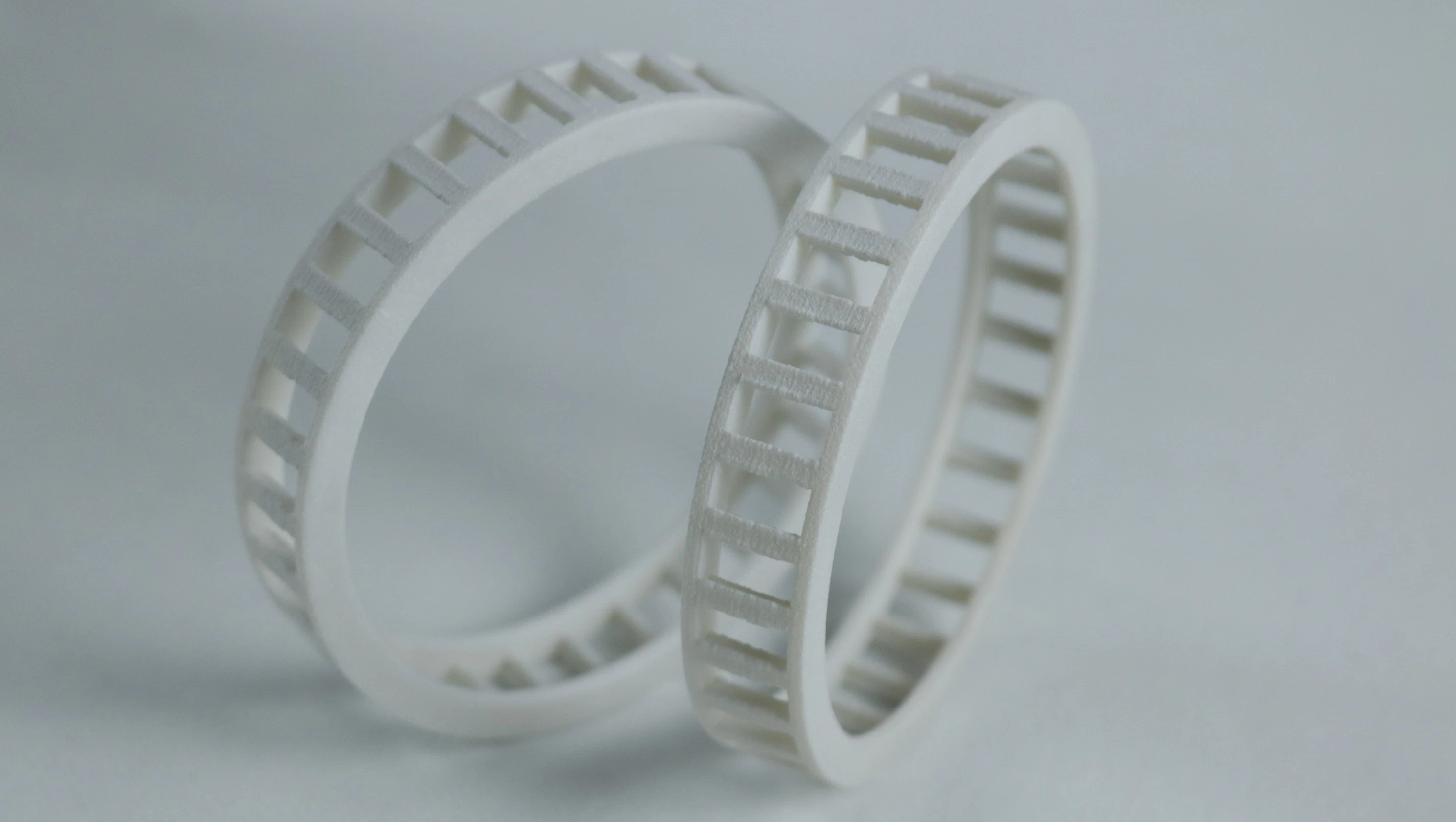 Industrial Part Manufacturers Customized OEM and ODM SLS 3D Printing White Nylon Glass Fibre Plastic Parts 3D Printing Service