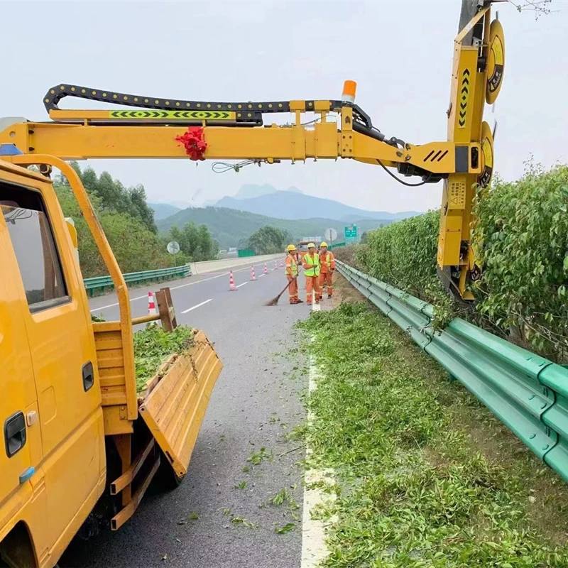 Green Belt Riverbank Hedge Trimmer Crown of Tree Cutting Machine