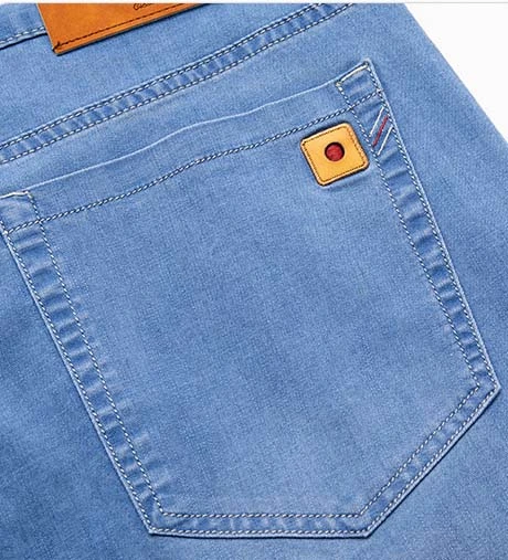 2022 marca el verano estirar fina de algodón Denim Jeans Bermudas Masculina los hombres la longitud de la rodilla cortos suave