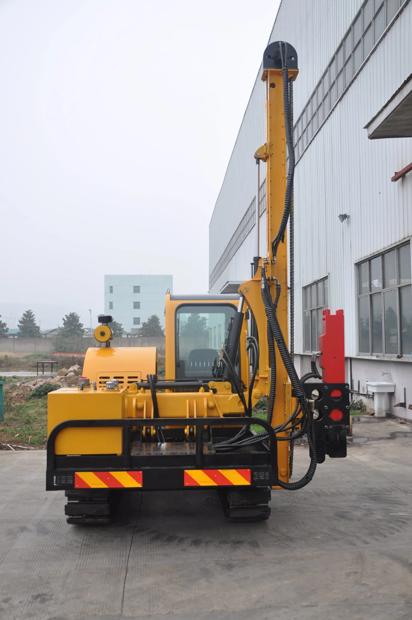 Highway Guardrail Hydraulic Auger Drilling Machine for Road Construction