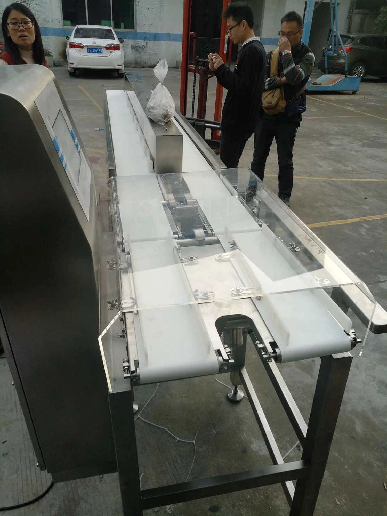 Conveyor Check Weigher Sorting Machine for Fruit/Seafood Packing Line