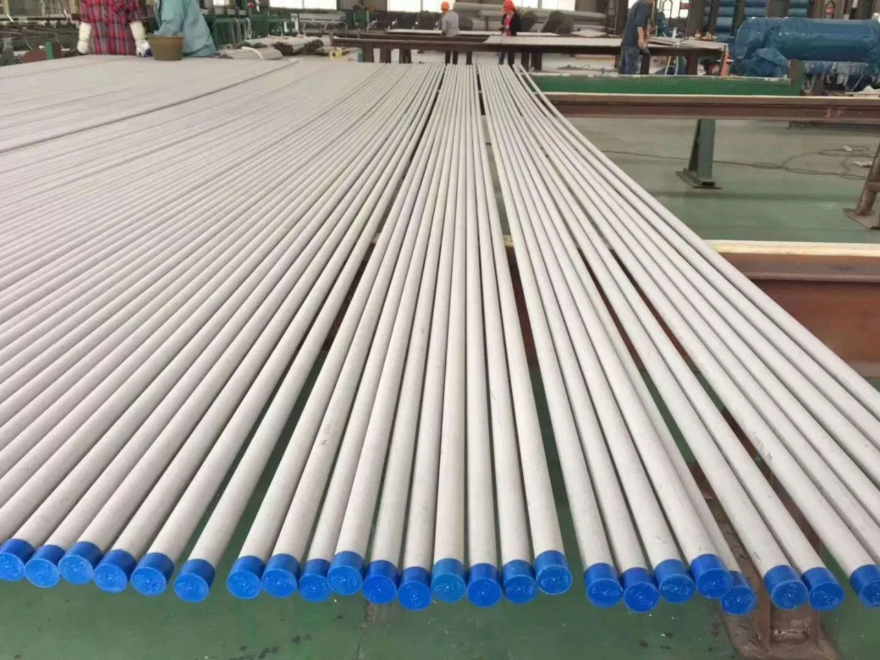 Chinese Factory 304 316lseamless Stainless Steel Pipe Gas and Petroleum Production