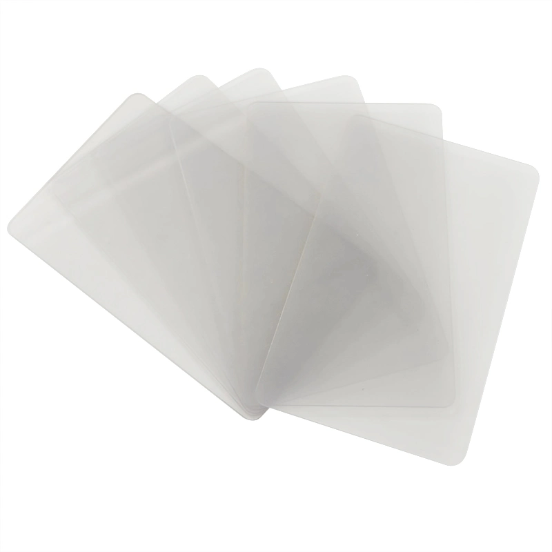 بطاقة عمل PVC شفافة / شفافة ومضفَّدة