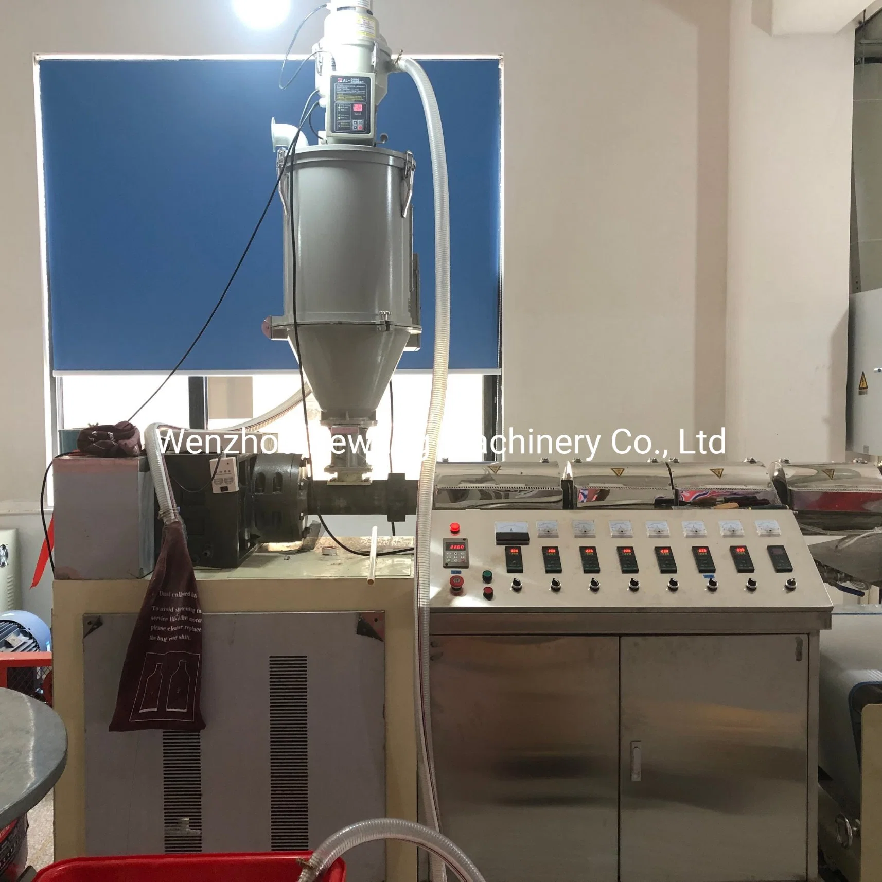 PP Meltblown Nonwoven Fabric Making Machine for KN95 Mask and Cloth