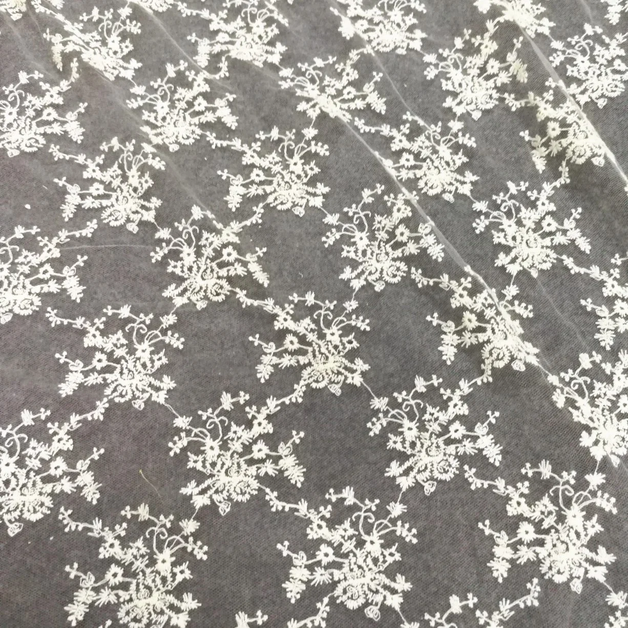 Coton hydrosoluble filet maille tissu broderie tissu maille tridimensionnelle Fleur Hollow blé sous-vêtements de fleur bijoux fait main bricolage tissu