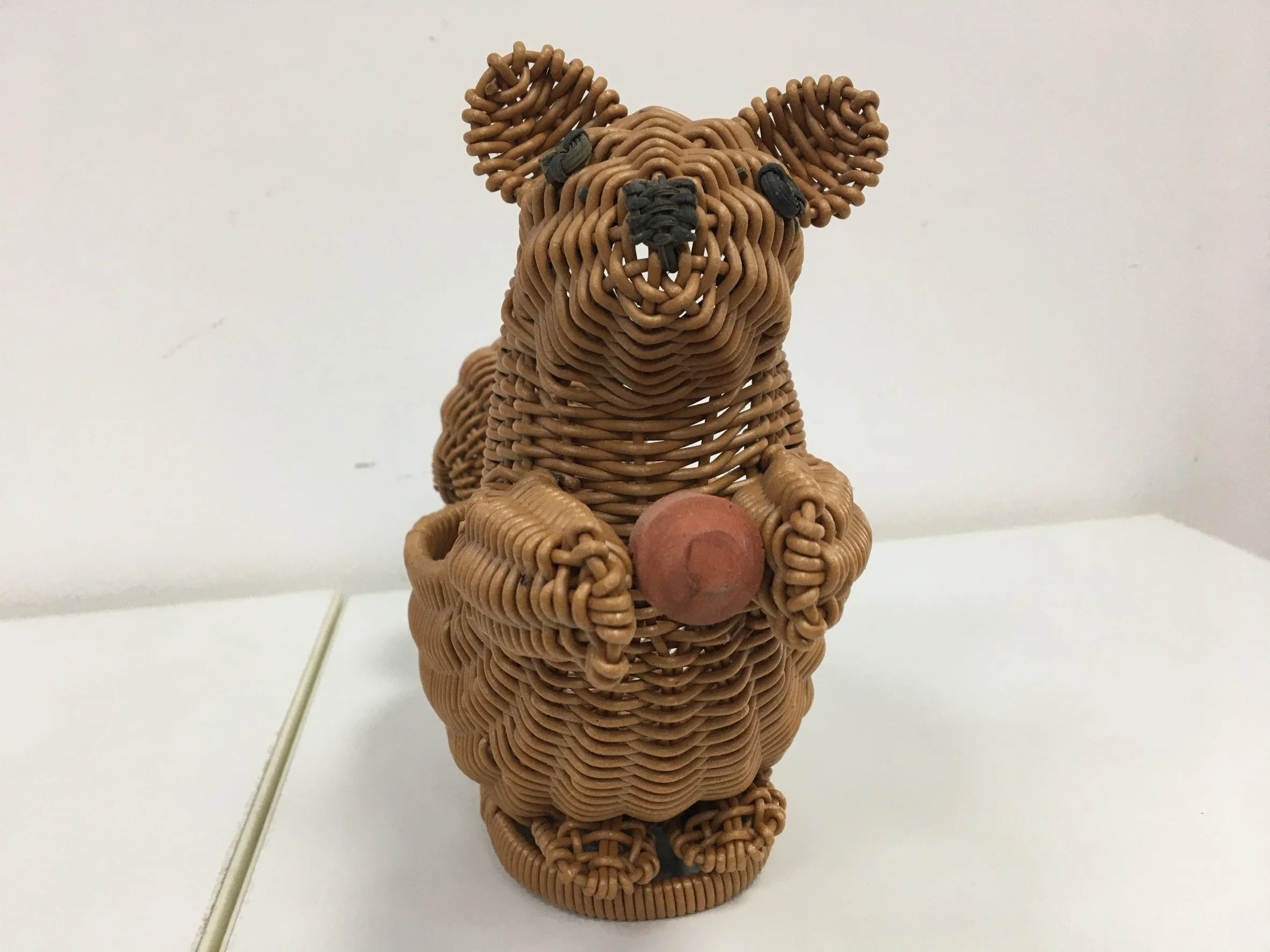 Hochwertige Hand-Woven Kunststoff Rattan Animal Shape Basket Snack Obst Aufbewahrungskorb