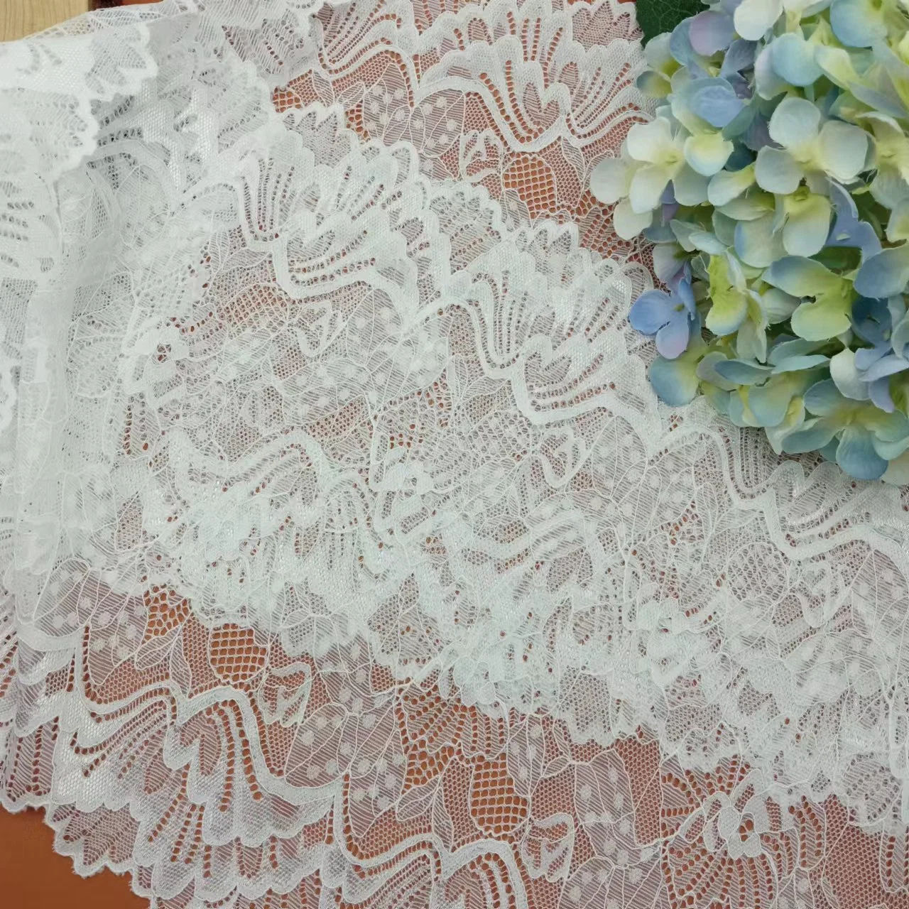 Factory Wholesale/Supplier Cheap Knitting Lace Trim Embroidery for Garment Accessories