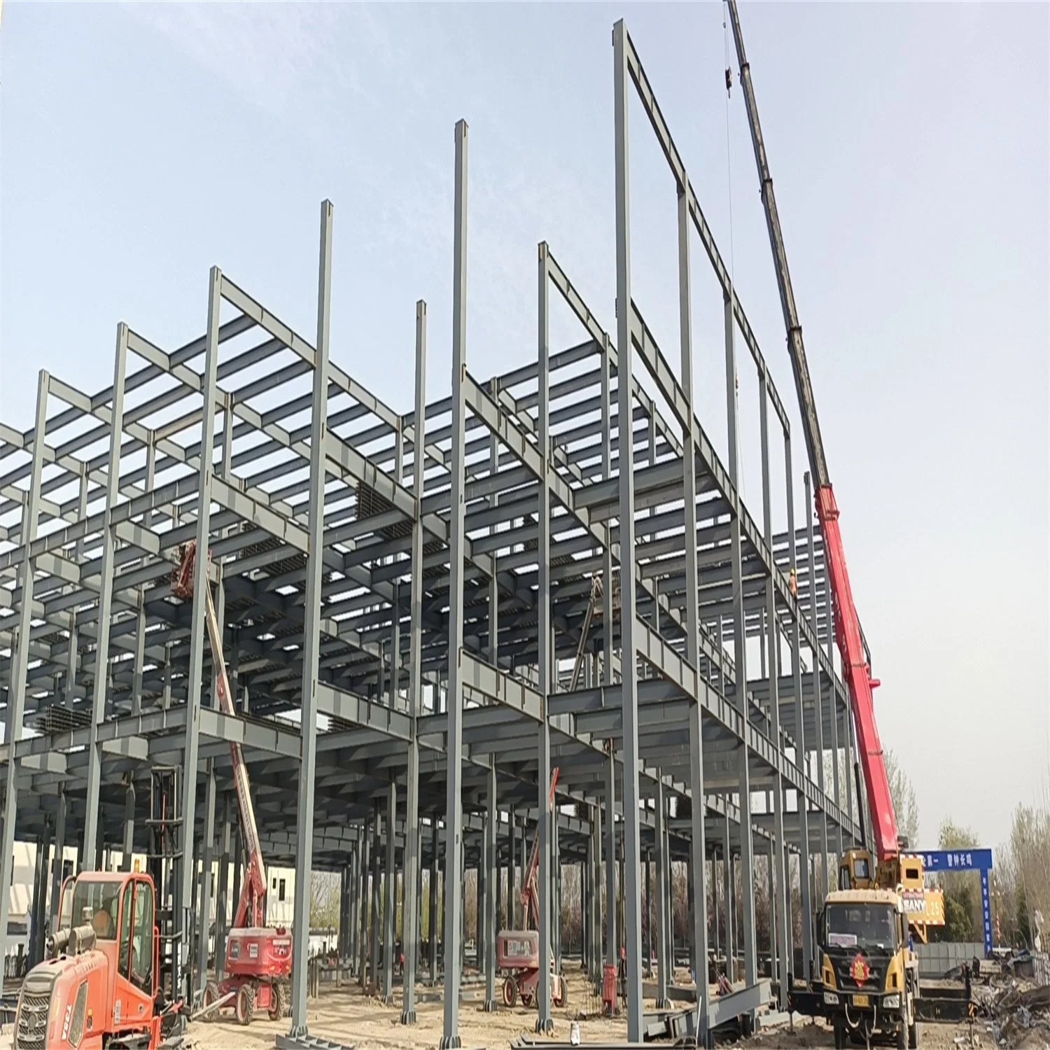 China Prefabricados Construcción de armazón de acero ligero Taller de almacén de estructura metálica Estructura de acero