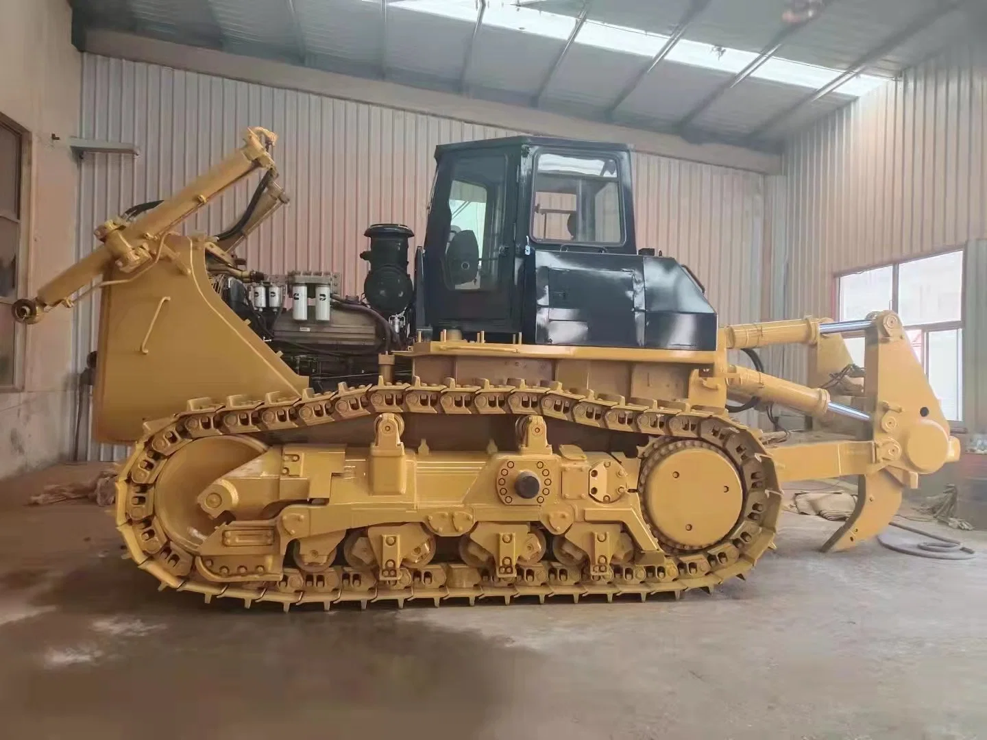 China máquina de construcción Pesados Shantui aplanadora, SD16 Excavadora 160HP con Single-Shank Rip