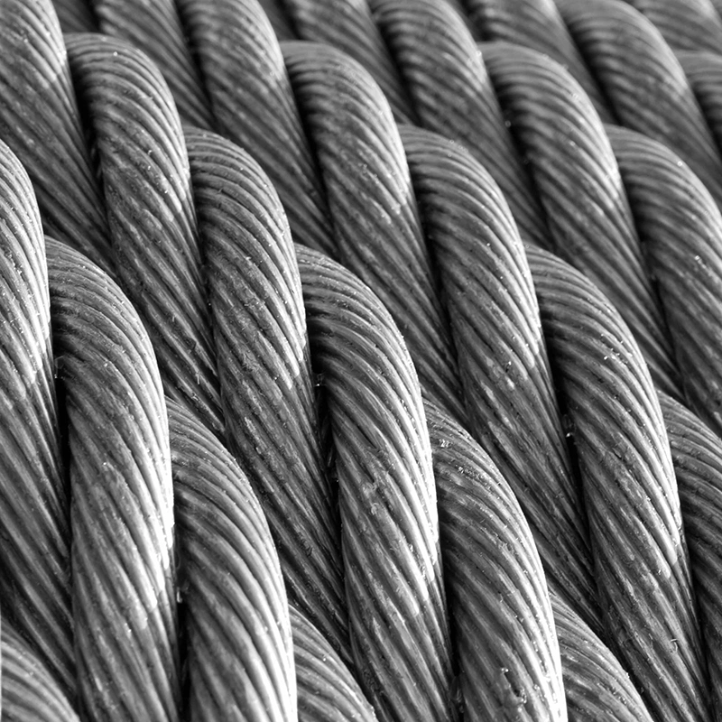 Hormigón pretensado Strand el cable de alambre de acero de bajo carbono SAE1006 1008 1010 82b proveedor estriada espiral de carbono de alta tensión de alambre de acero PC