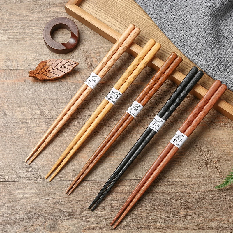 Acabado mate japoneses Ebony Bambú palillos de madera de sándalo rojo Juego de 5 pares con caja de regalo para los alimentos