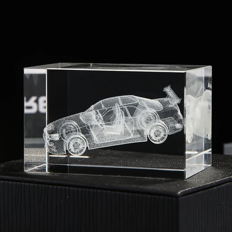 Chinesische Hersteller Großhandel Kundenspezifische High-Grade-Enterprise-Aktivität Souvenirs Gebäude Scenic Area Car 3D Innenraum geschnitzte Modell Trophy Display Crystal Crafts