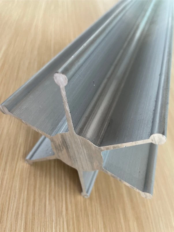 7075 Industrial Aluminium Extrusion Profile with ISO9001 Certificate (ASTM)