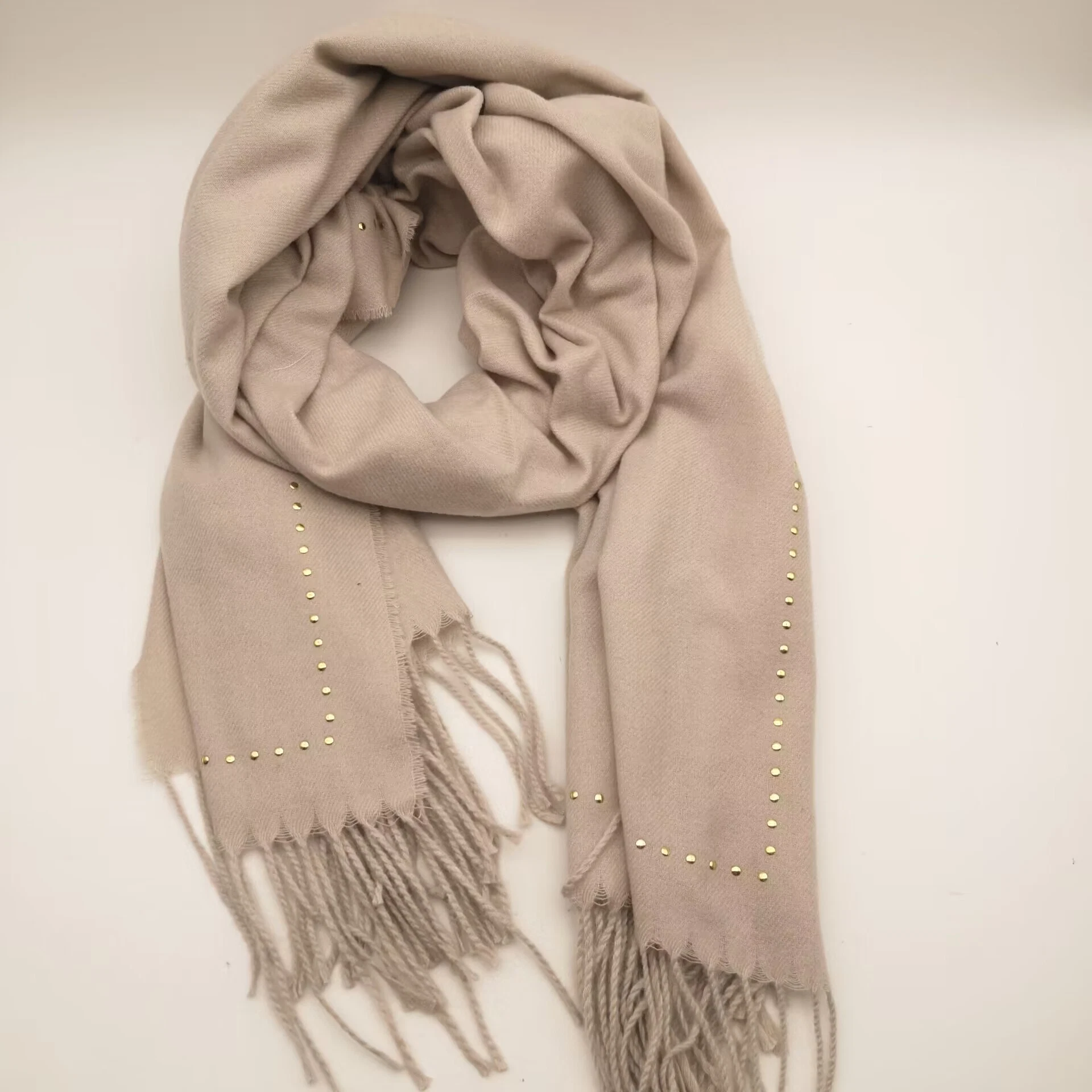 Women's 100%Polyester Outdoor Winter Warm Beige Casual Woven Scarf