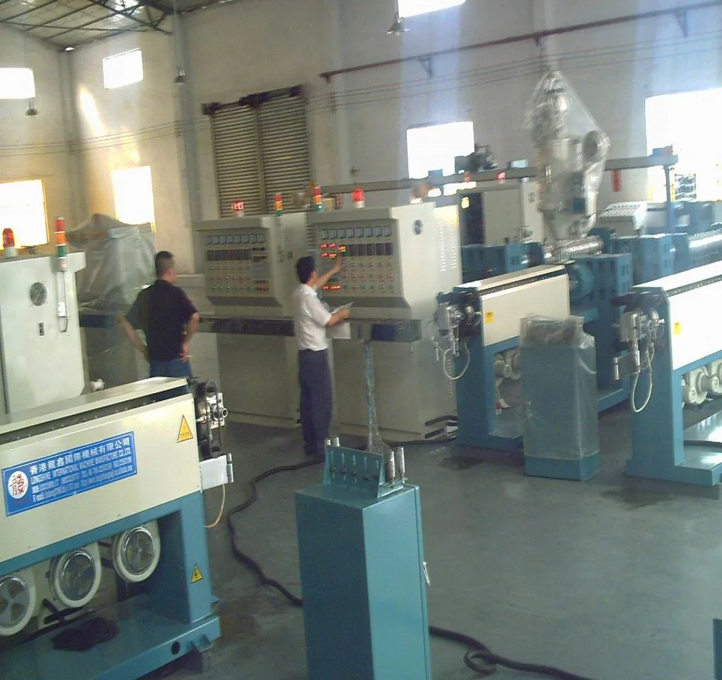 Plastic Extrusion Machinery and Equipment Thermoforming Line