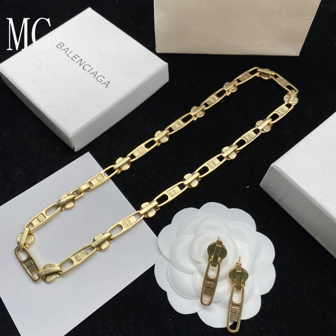 Special Cuban Link Chain Jewelry Rhinestone Earrings Necklace and Bracelet Sets Women Dubai Gold Jewelry Set