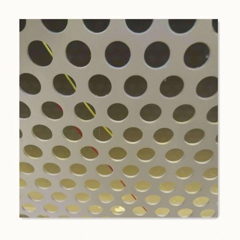 2022 Powder Coated Perforated Metal Wire Mesh Punched Sheet / Plate / Net