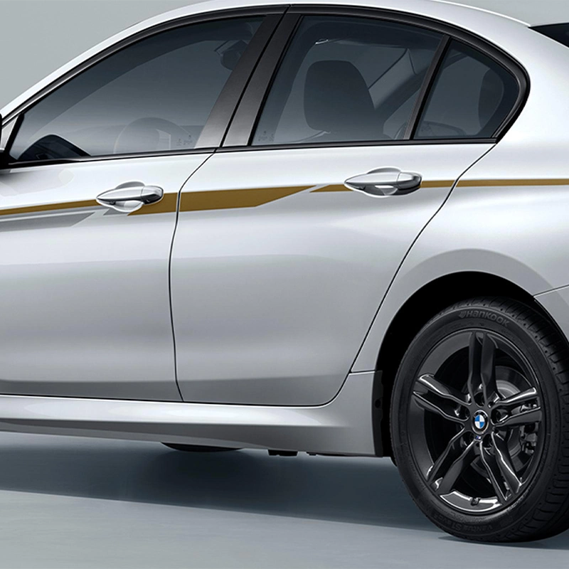 Touring Автомобили Коммерческий автомобиль Китай Автозапчасти BMW 1 серии 2023