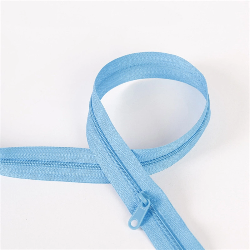 Cheap Open End Plastic Zippers Roll for Jackets Bags Jeans Pants Hats Shoes