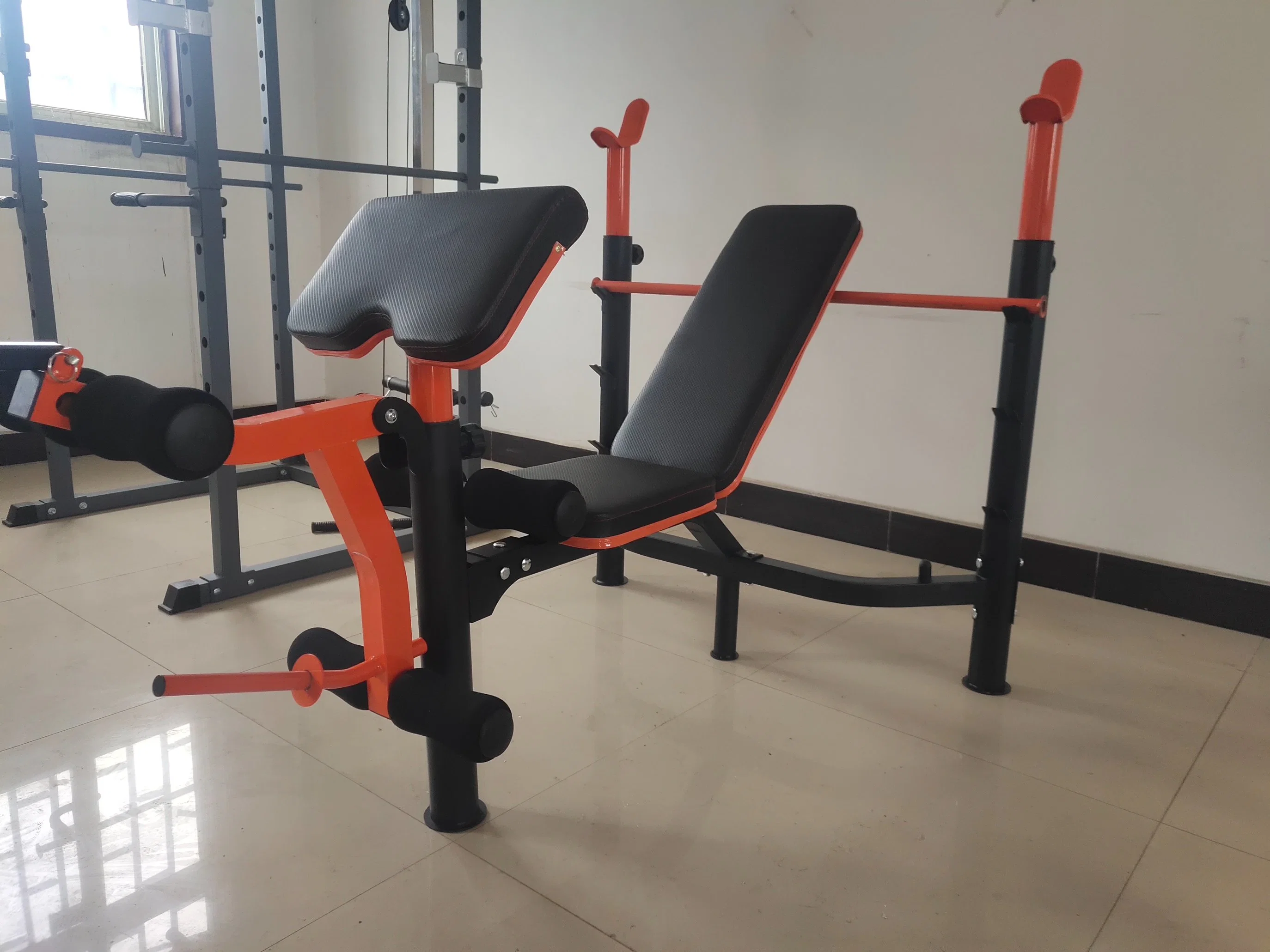 Factory Wholesale Fitness Equipment for Home Adjustable Weight Bench for Full-Body Workout Flat/Incline/Decline Bench with Weight Plates Storage