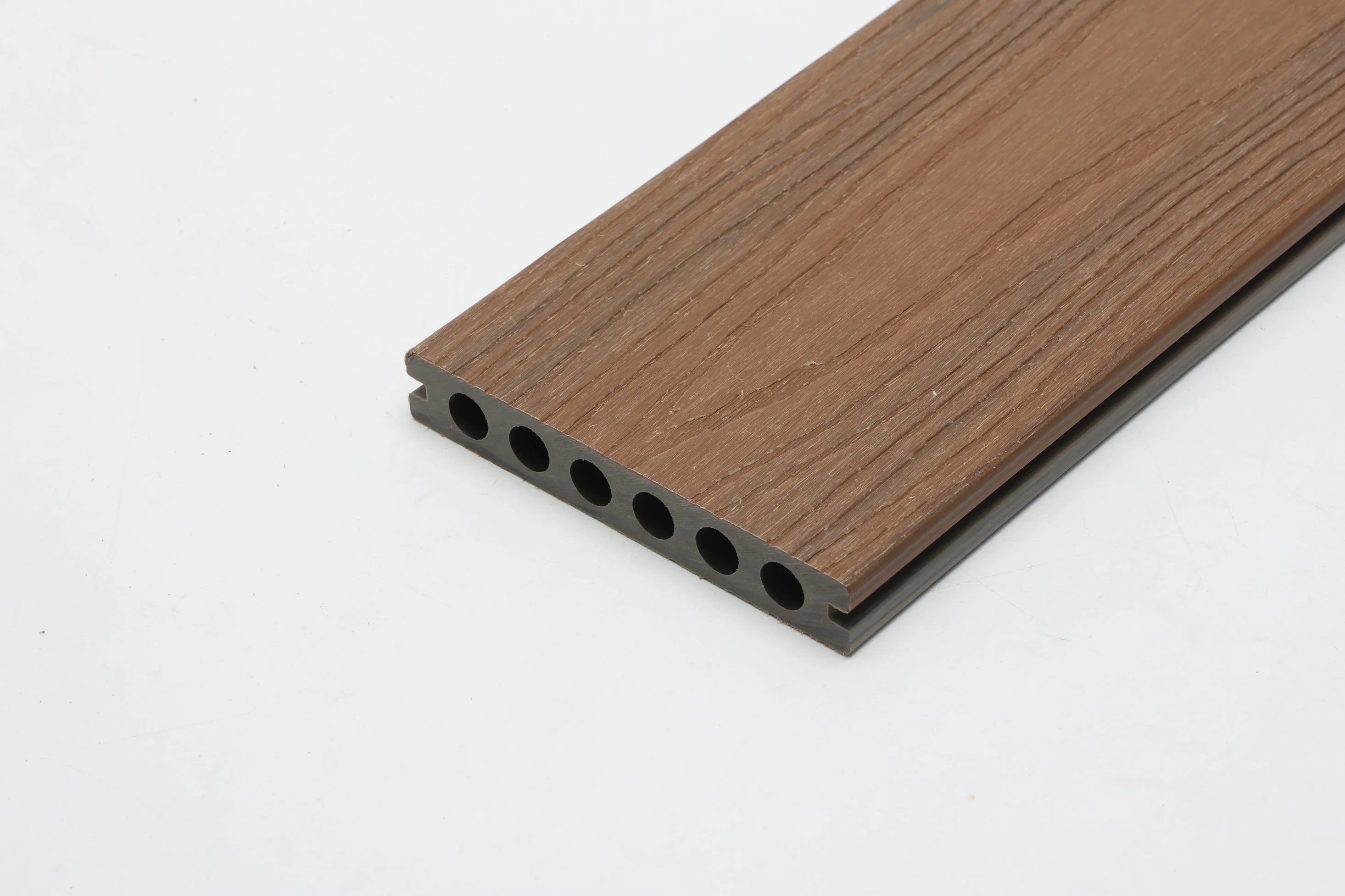 Easy Installation Hollow WPC Wholesale/Supplier Waterproof Wood Plastic Flooring for Construction & Decoration