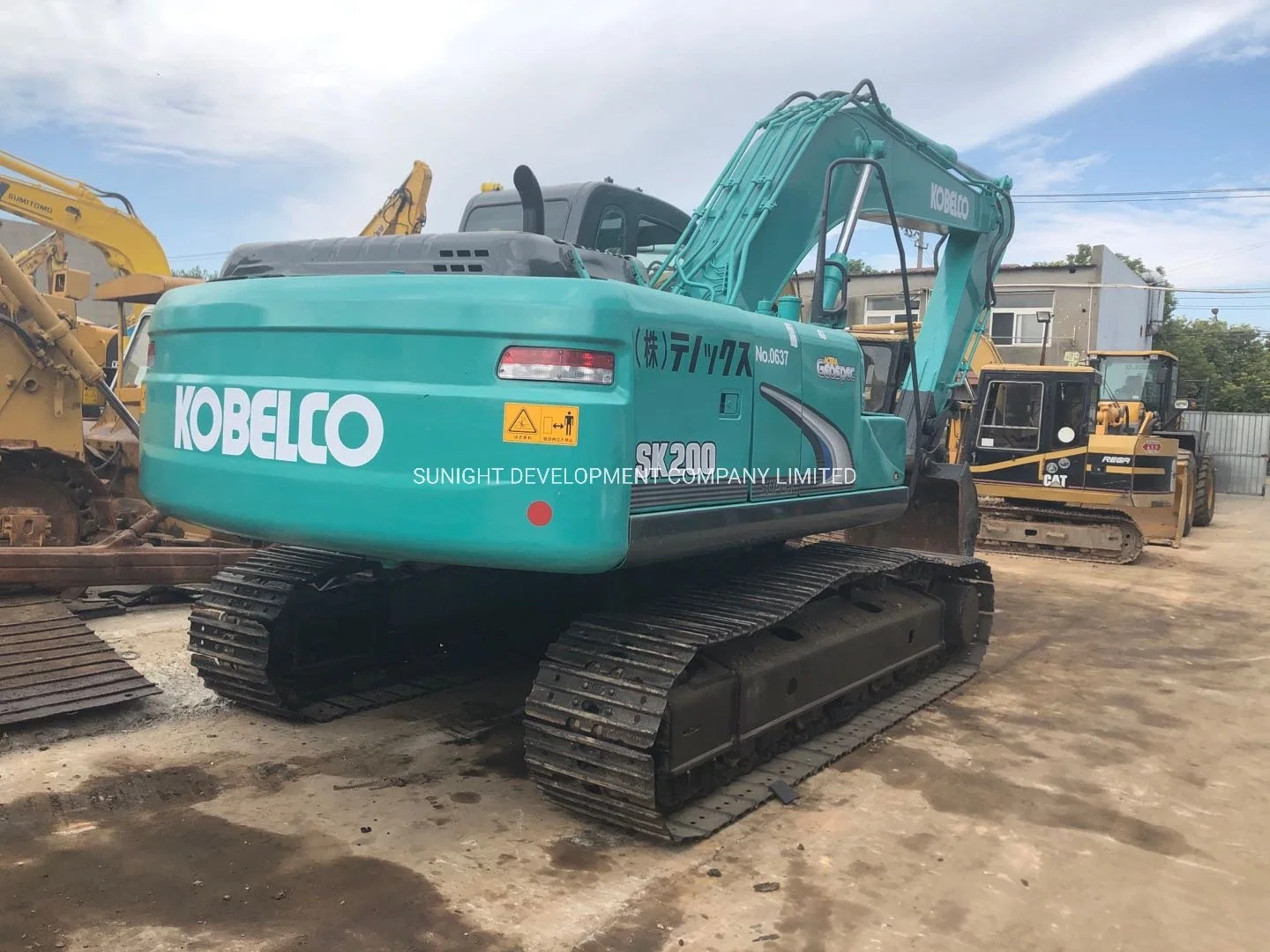 Excavadora usada Kobelco Sk200-8 Sk200LC de bajo horario de trabajo del año 2015 original de Japón.