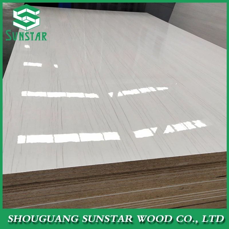 Wholesale/Supplier E1 E2 Embossed Finishmelamine Faced Particle Board, Plain Veneer Wood Grain Solid Color Particle Board for Furniture and Building Material