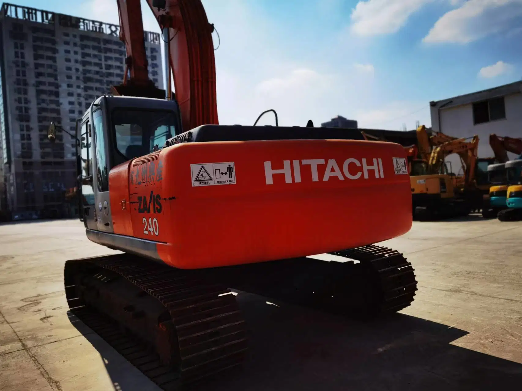 Second-Hand Construction Equipment 24ton Hitachi Zx240 for Sale