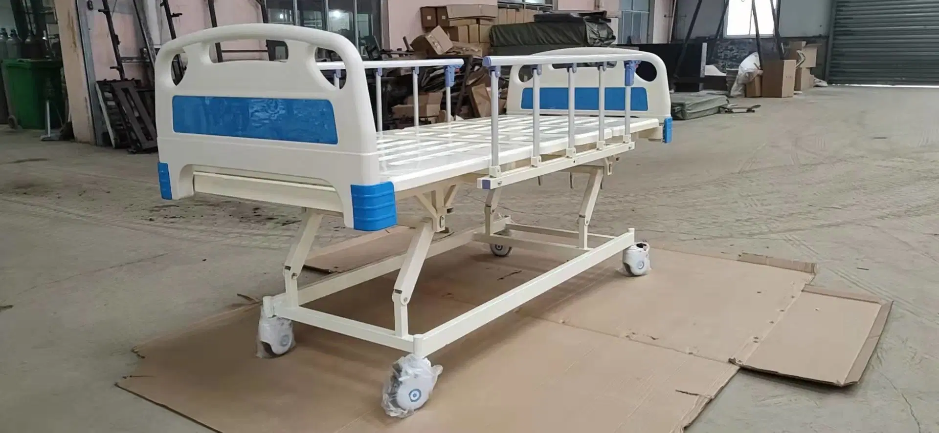 Lits de soins OEM Home soins infirmiers mobilier multifonction clinique patient Hôpital Produits médicaux de lit