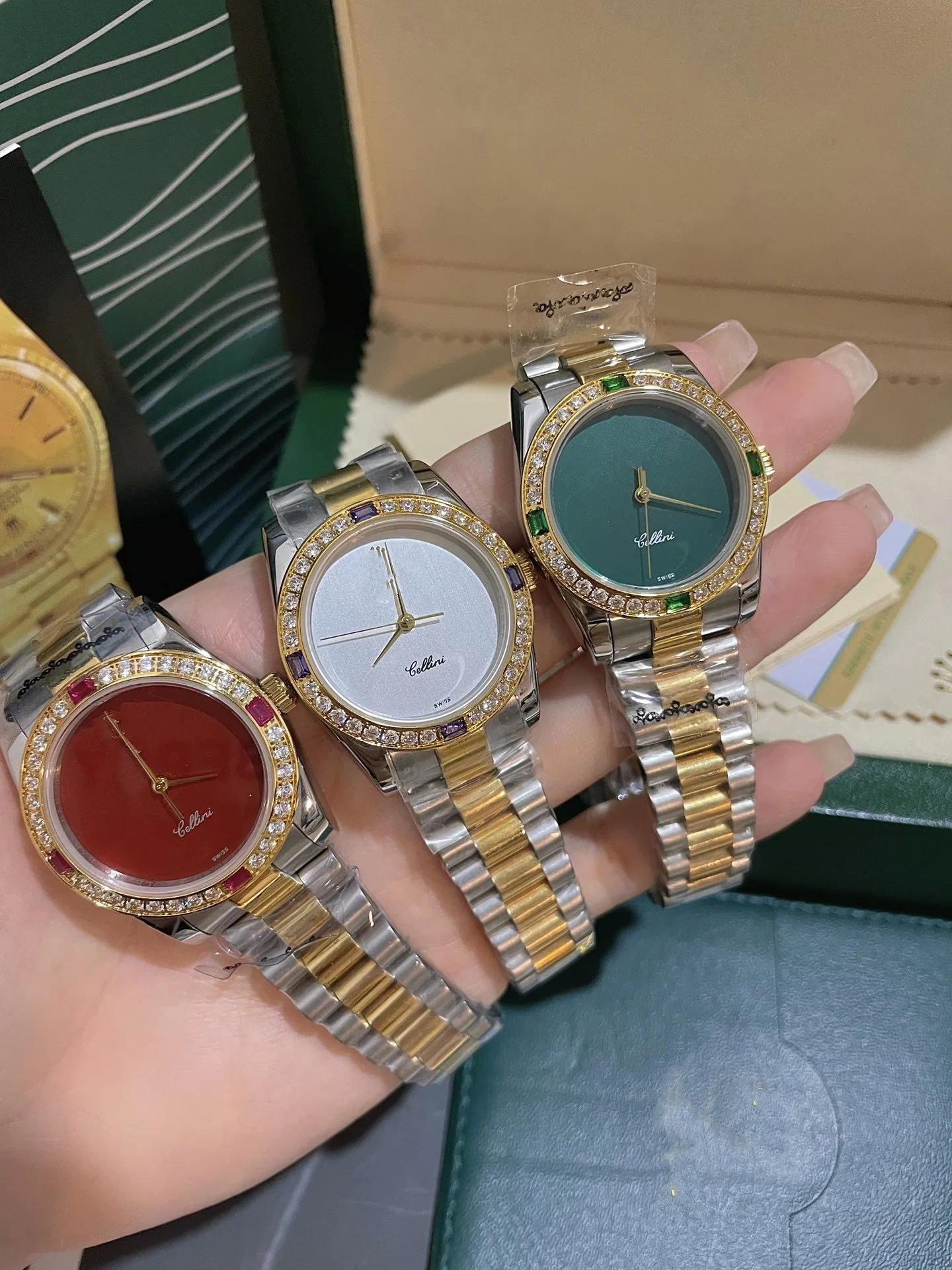 Fábrica al por mayor de relojes réplica de mujeres, joyas de mujeres, relojes de cuarzo, relojes mecánicos de diamantes impermeables