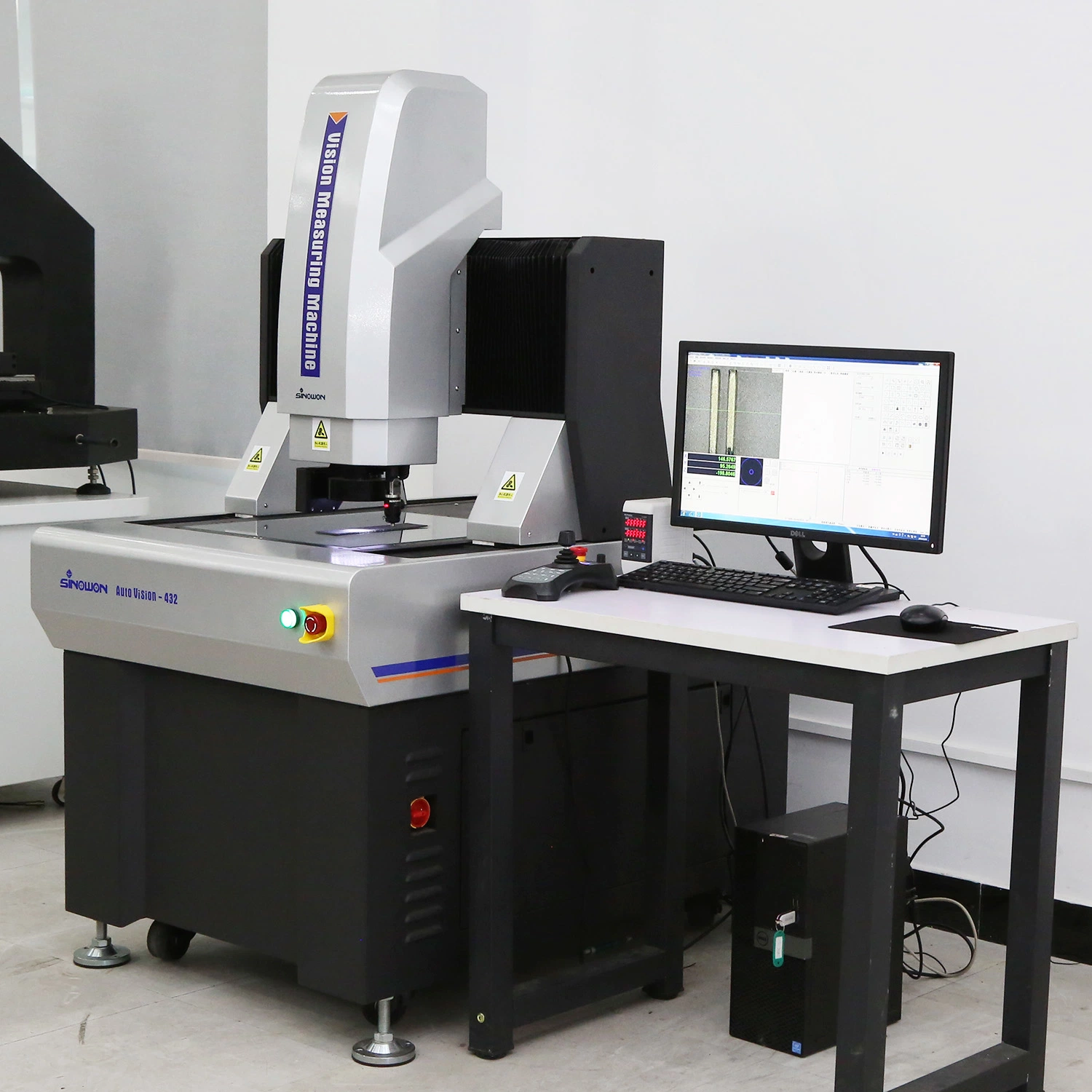 Auto Laser Scan Video Measuring System for Wafers