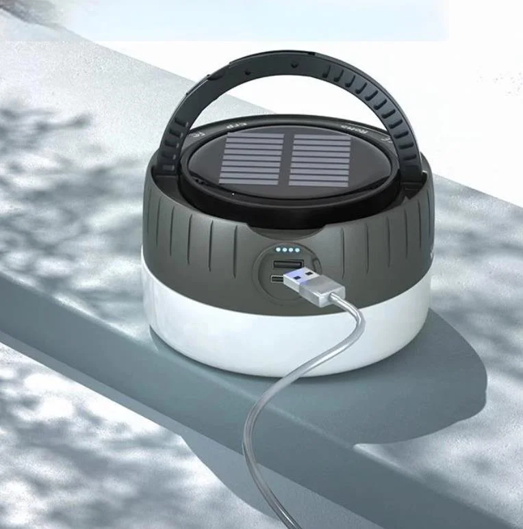 Lanterna LED portátil e recarregável para campismo com bateria recarregável OEM, alimentada por energia solar Luz com CE