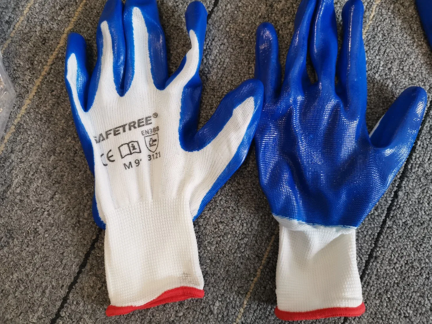 Safetree PPE Nitrile Coated Work Glove with Nitrile Dipped Grip on Palm and Fingers for Auto Repair, Construction