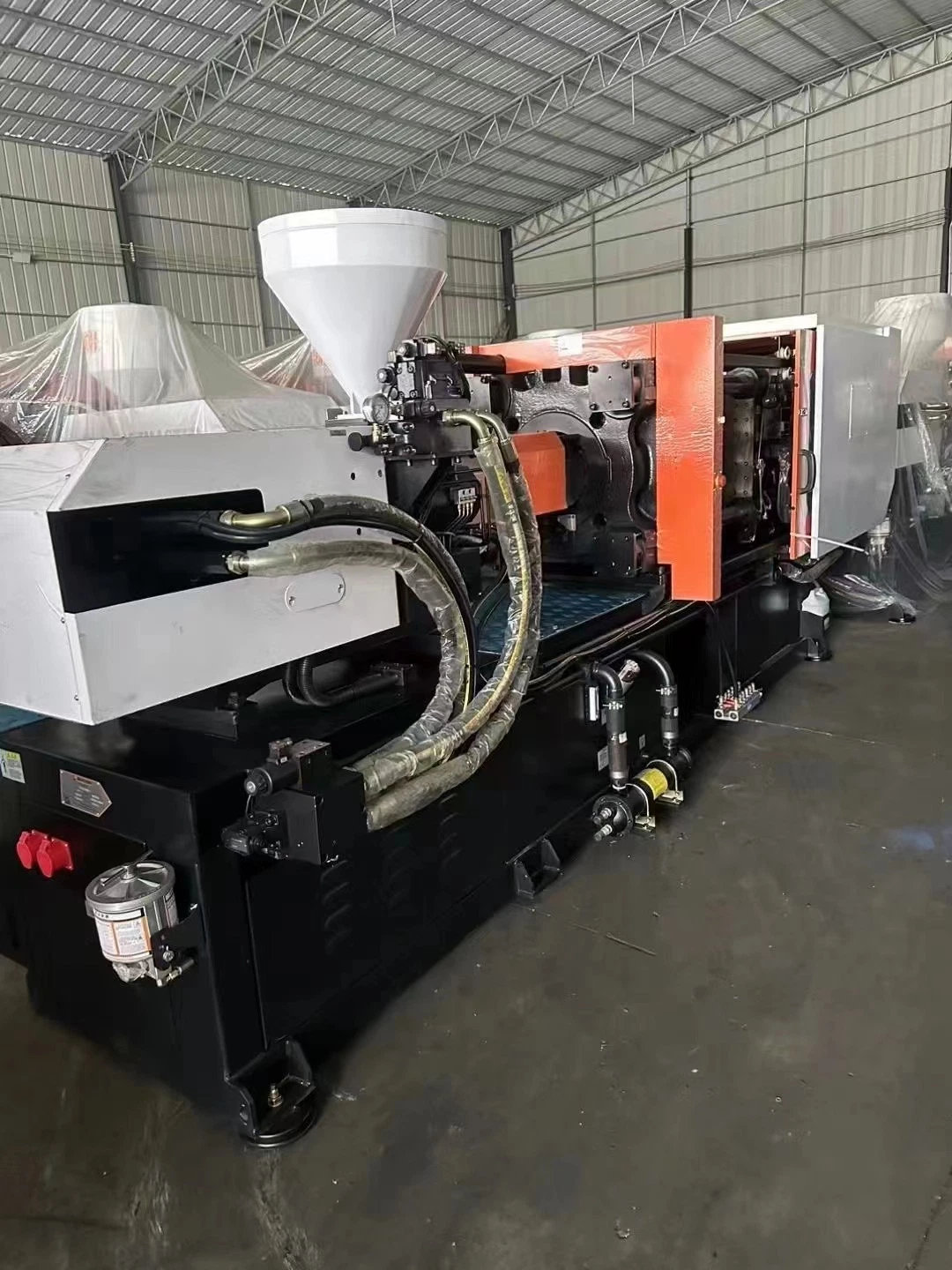 PVC Pipe Production Linetpe Injection Moulding Machine Mini Plastic Injection Molding Machine for Caps 260 Ton