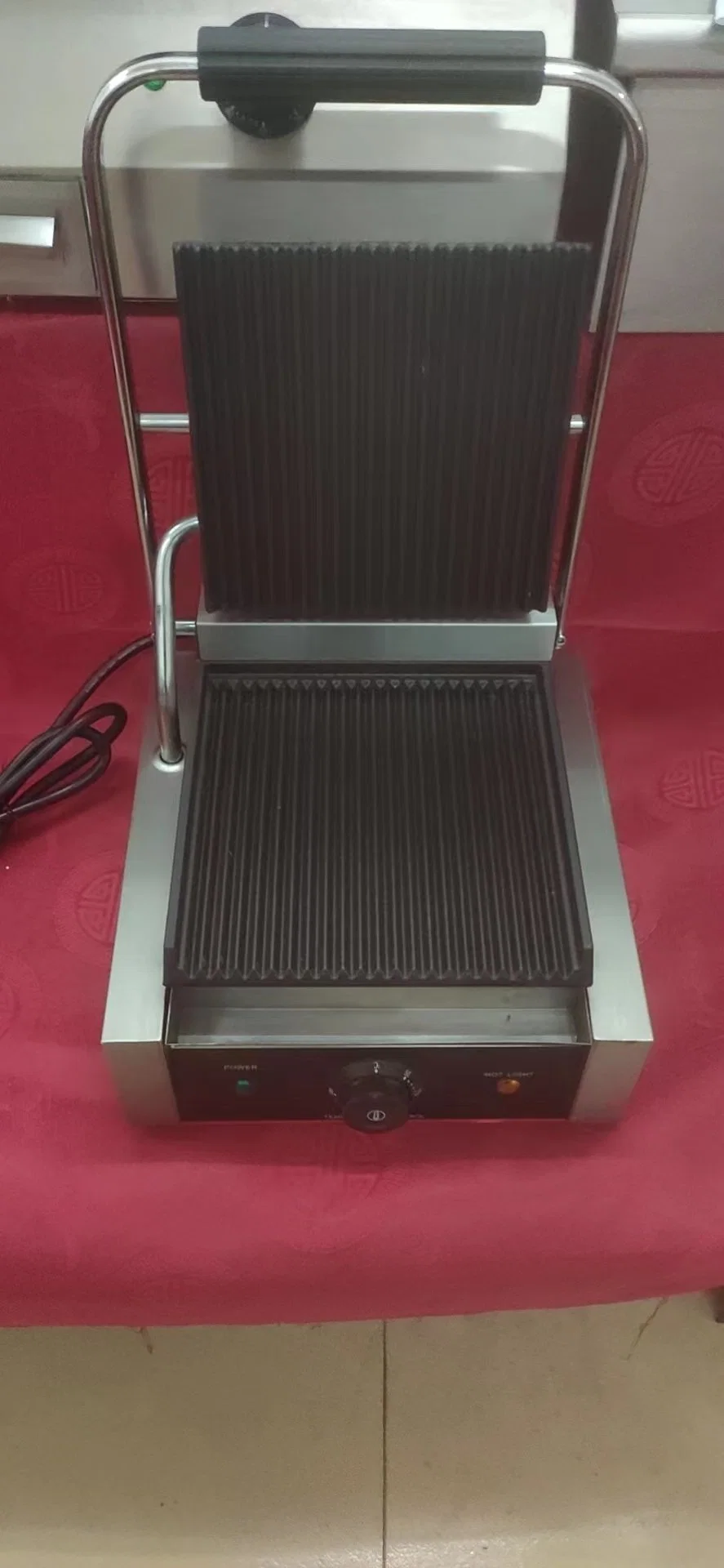 Blackstone Flat Top Gas Grill Electric Panini Sandwich Grill Grt-810A Hot Dog Grill Roller Sandwich Griller