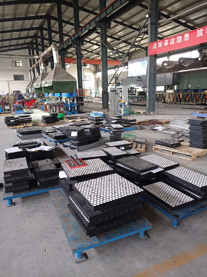 Conveyor Discharge Chute Wear Liner Plate Rubber Ceramic Lining