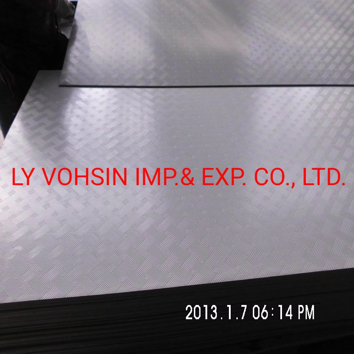 100% résistant à l'humidité Nouvelle mode économique suspension intérieure PVC Gypsum Décoration de carrelage