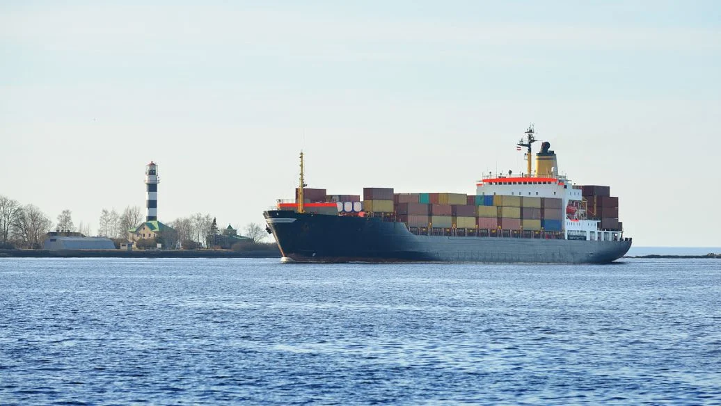 Buen servicio de transporte Transporte Forwender proporcionar ruso de envío para el mar Transporte de contenedores