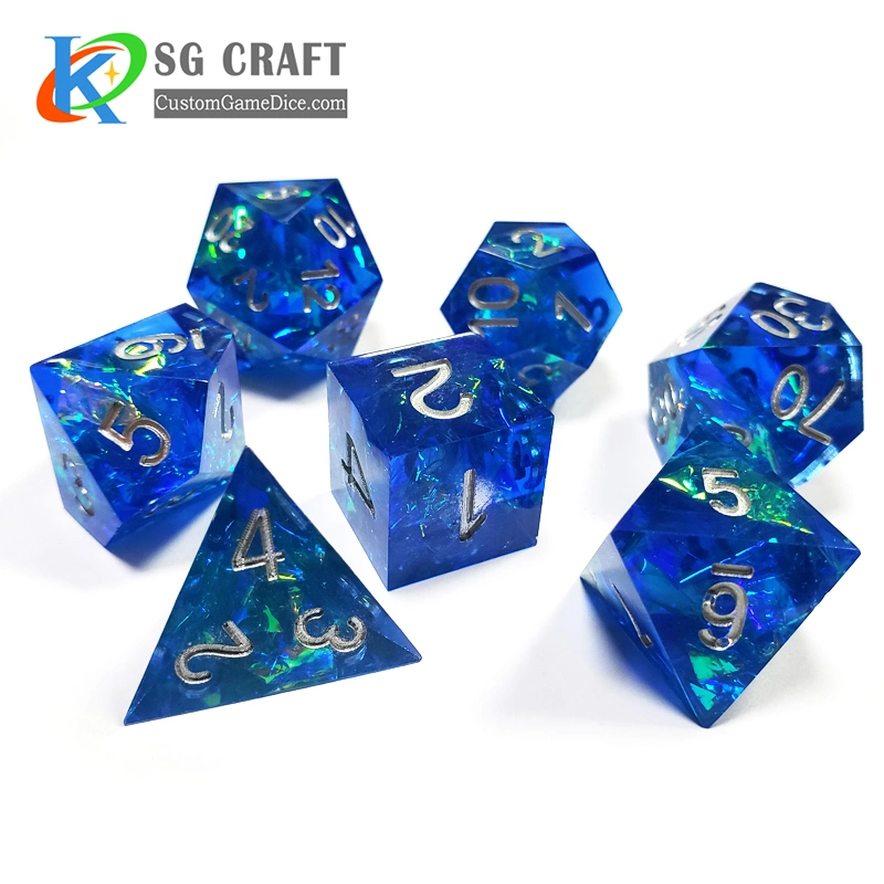 Factory Price Board Game Stock Hot Sell Hand Made Resin Skull Dice Set with Lucent Green Effect