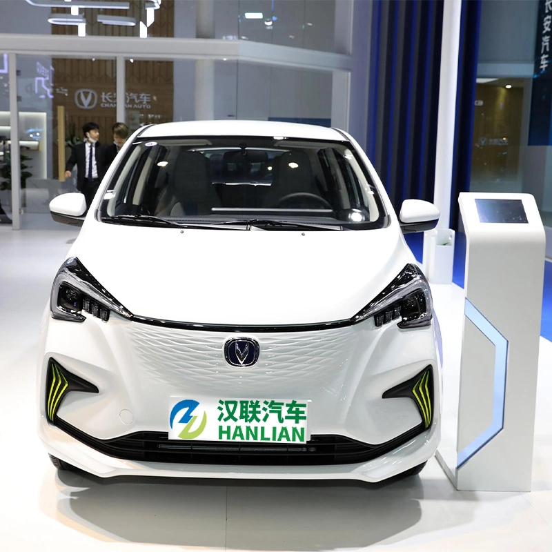 Changan Voiture d'occasion 2022 Mini Véhicules électriques à grande vitesse Bon marché Conduite à gauche Nouvelle voiture électrique Changan Benben E-Star Prix bon marché Véhicule électrique en stock