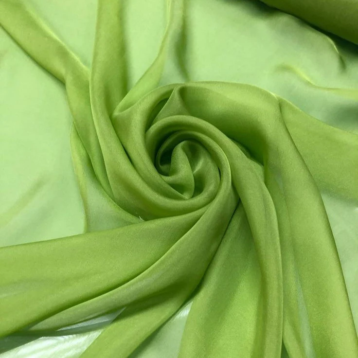 Benutzerdefinierte Farbe Elfenbein 34GSM Light Weight Silk Chiffon Stoff