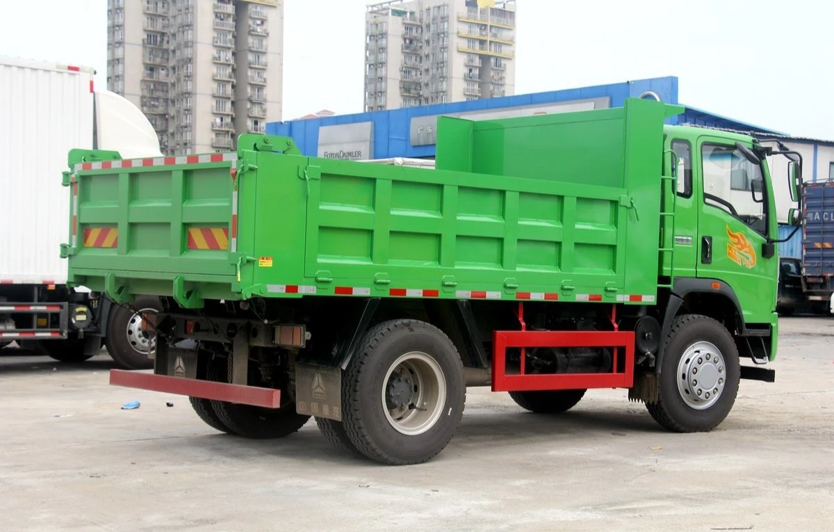 Dépôt Marque Nouveau Homan H3 Pioneer Van Camion Léger La Qualité Est Garantie Sinotruk Homan HOWO H3 Camion Léger de Carburant de Haute Qualité Rhd