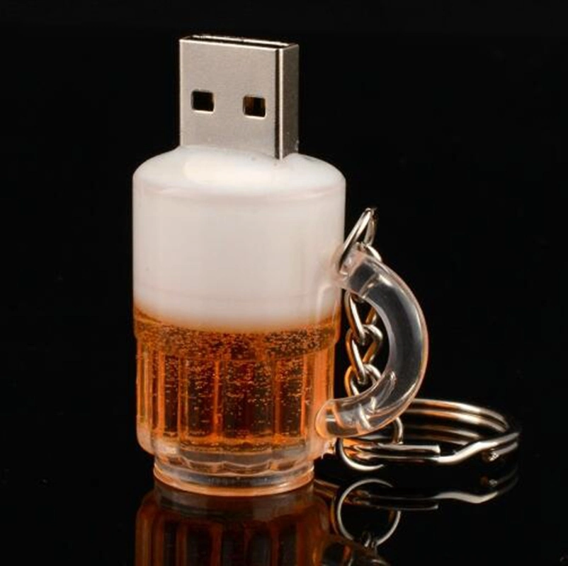 Personalidade criativa de plástico uma caneca de cerveja Unidade Flash USB