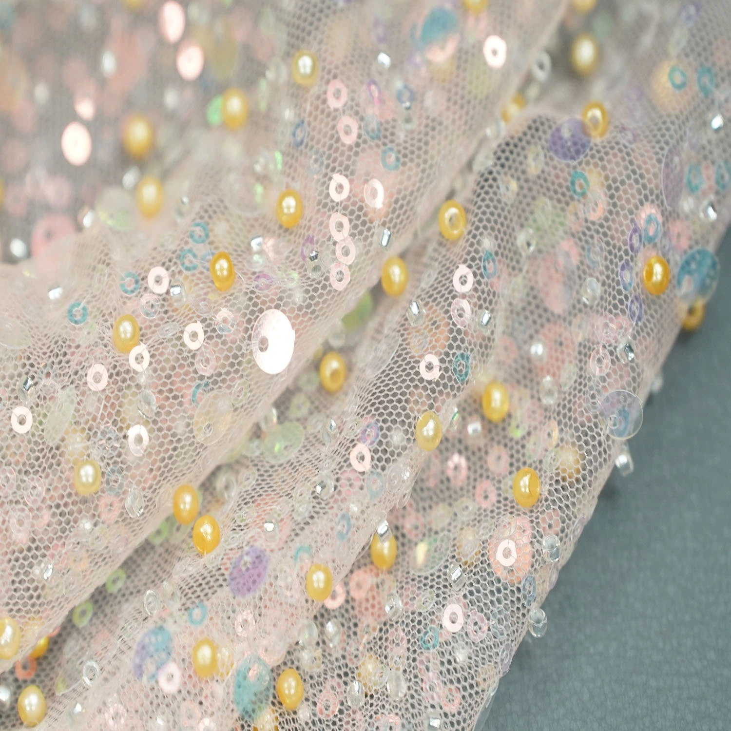 Fashion Colorful Beaded Lace Sequin Fabric with Pearl Mesh Embroidered Tulle for Girl's Dress and DIY Crafts