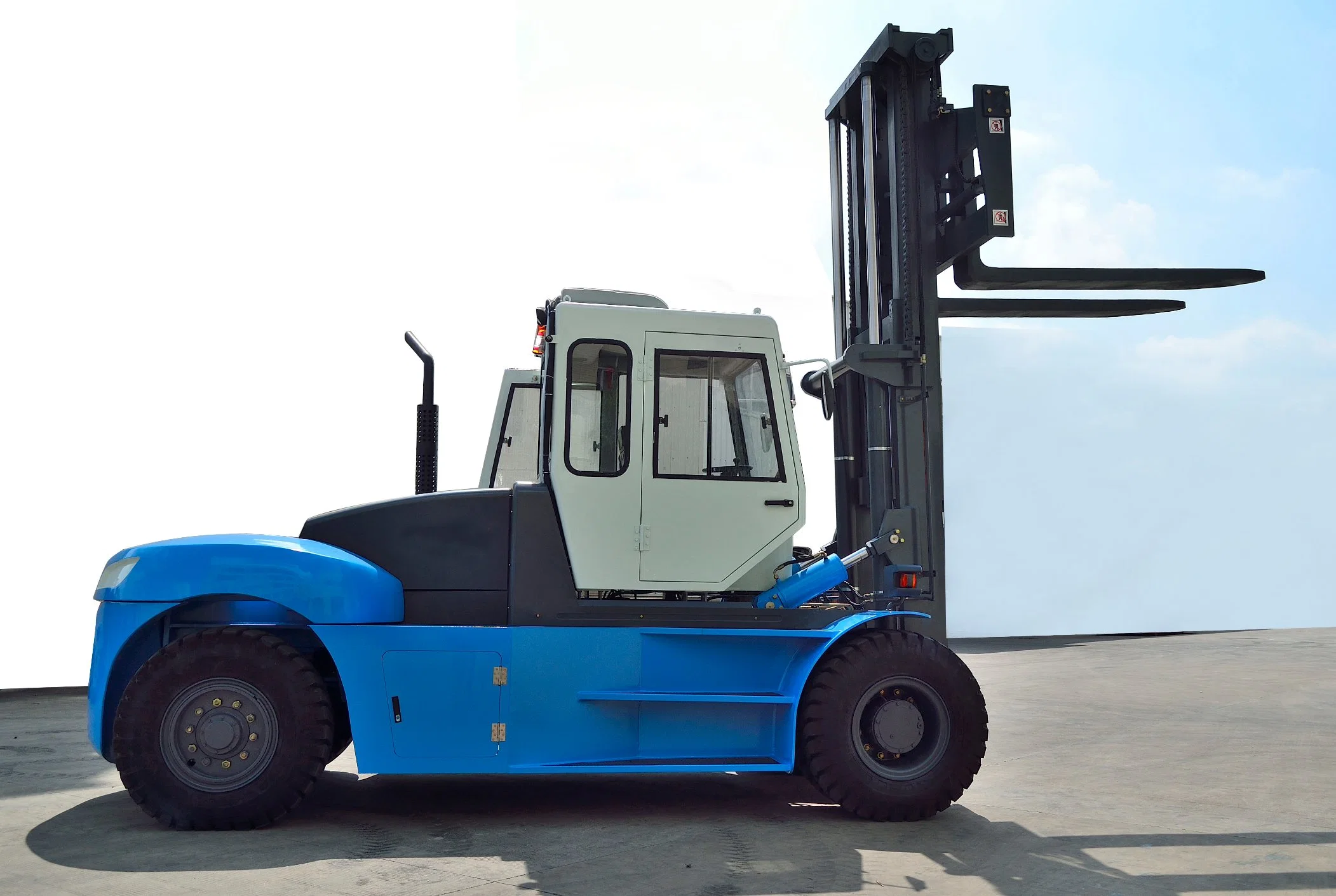 20 Ton Tcm Forklift Fd200 Japan Made Used Tcm 3t 5t 6t 10t 20t Diesel Forklift Truck