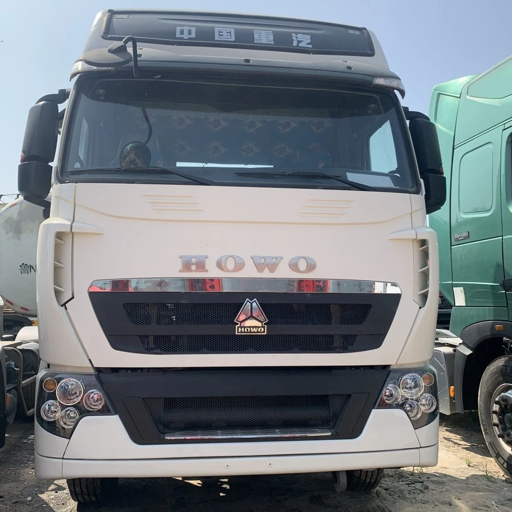 شاحنة سحب مقطورة 430HP Sinotruk HOWO T7h CNG يدوية ثانية جرار مستخدم Head Heavy Duty 6X4