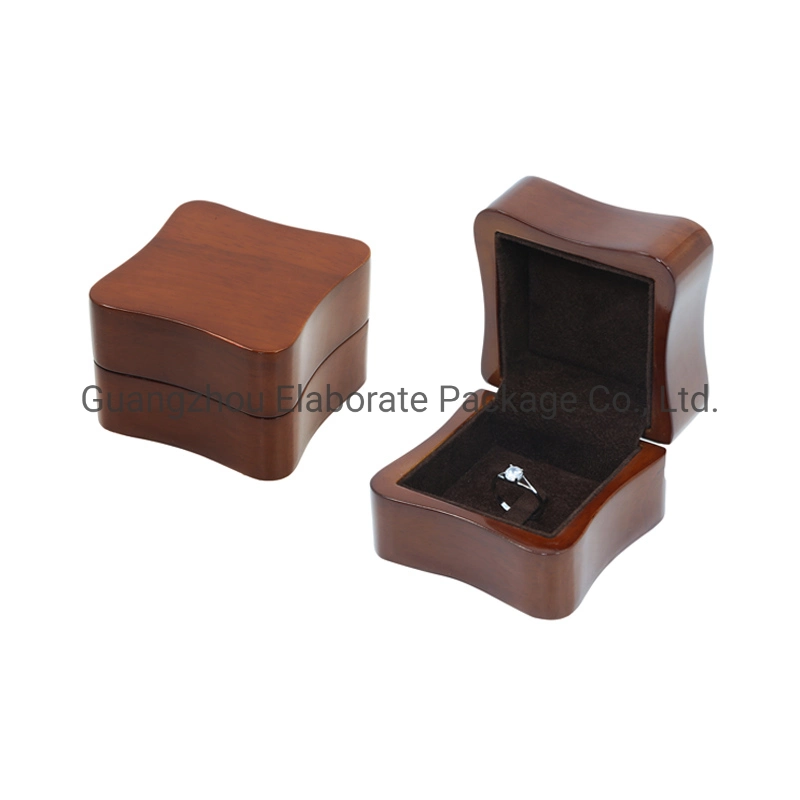 Unique Design Antique Small Real Wooden Jewel Packing Case Wedding Ring Gift Box Wholesale/Supplier