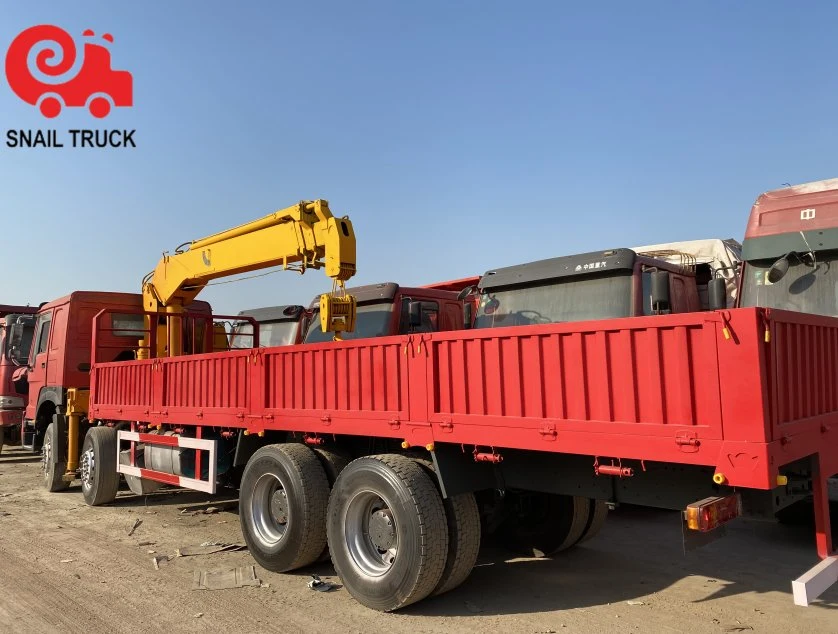 HOWO Crane Truck Good Load Capacity Pick up Crane Trucks for Sale