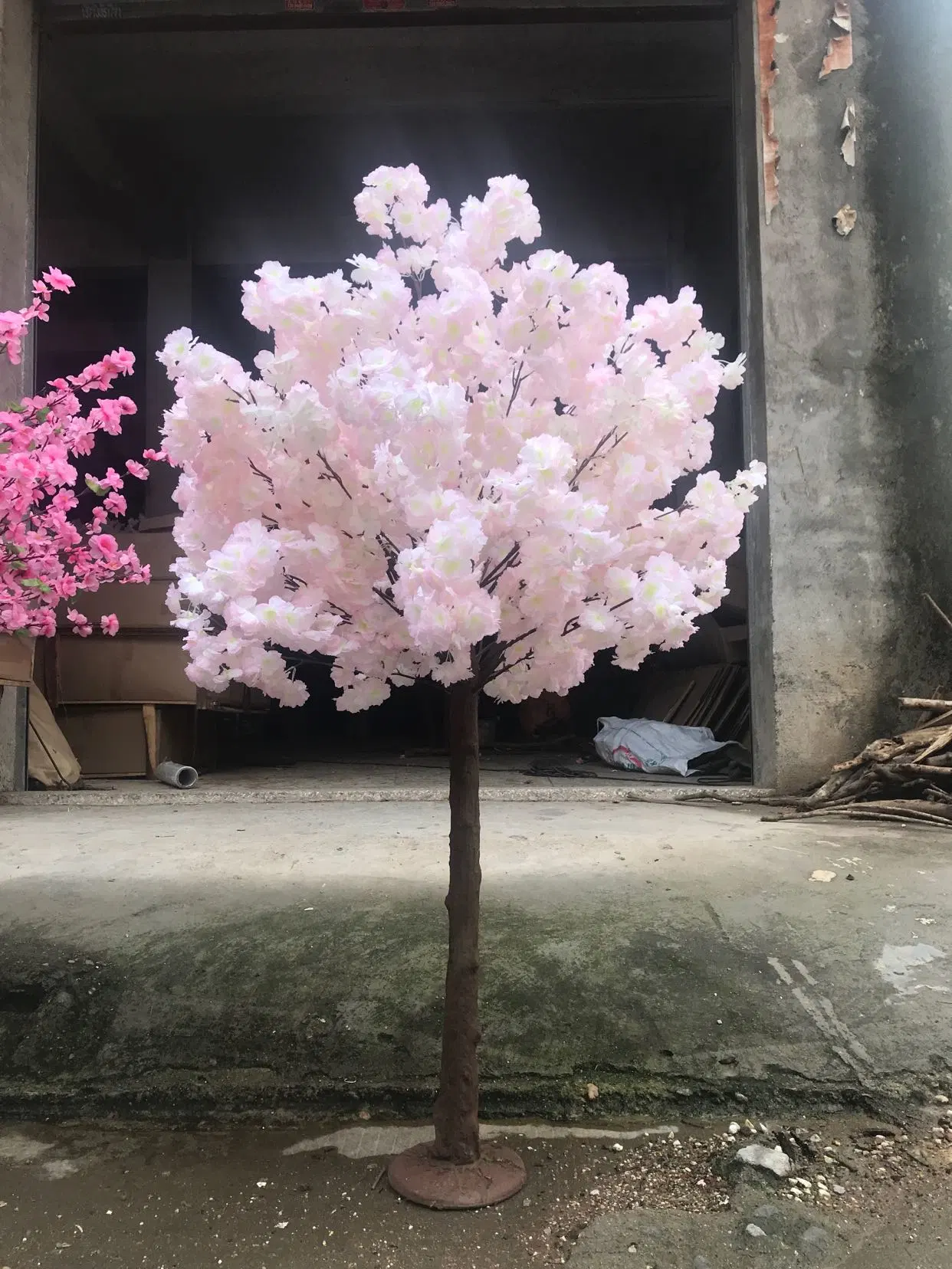 Factory Price Wedding Decoration Flower Table Centerpiece Tree Artificial Cherry Blossom Tree Decor