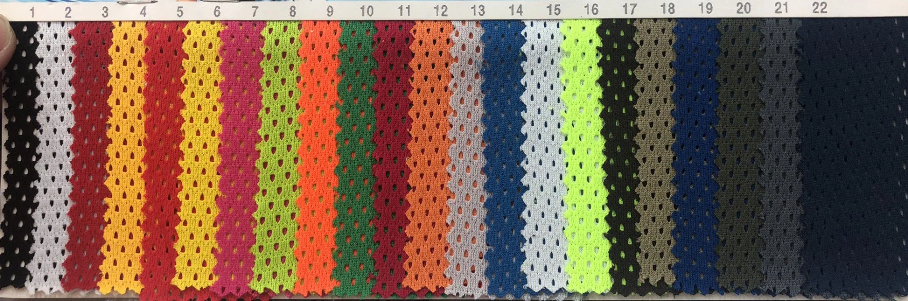 البامبو Polyester Knoed Fabric 100D Mesh Hole Cloth 160g سريع الجفاف الملابس الرياضية ذات السراويل السلة ذات القماش الرصاصة